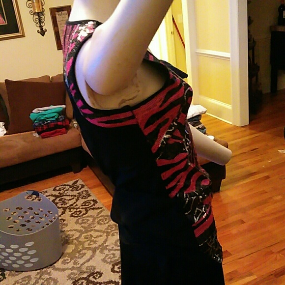 2B bebe ladies sequined top - Picture 4 of 8